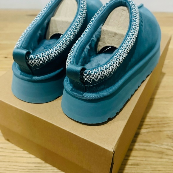 UGG Tazz Turquoise Suede - Picture 3 of 5